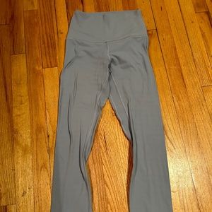 Lululemon Leggings. Grey Size 2.